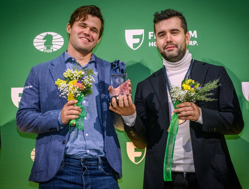 Magnus Carlsen & Ian Nepomniachtchi