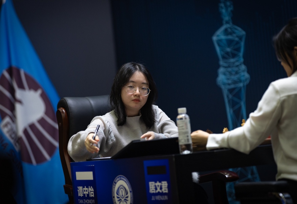 Ju Wenjun defeated challenger