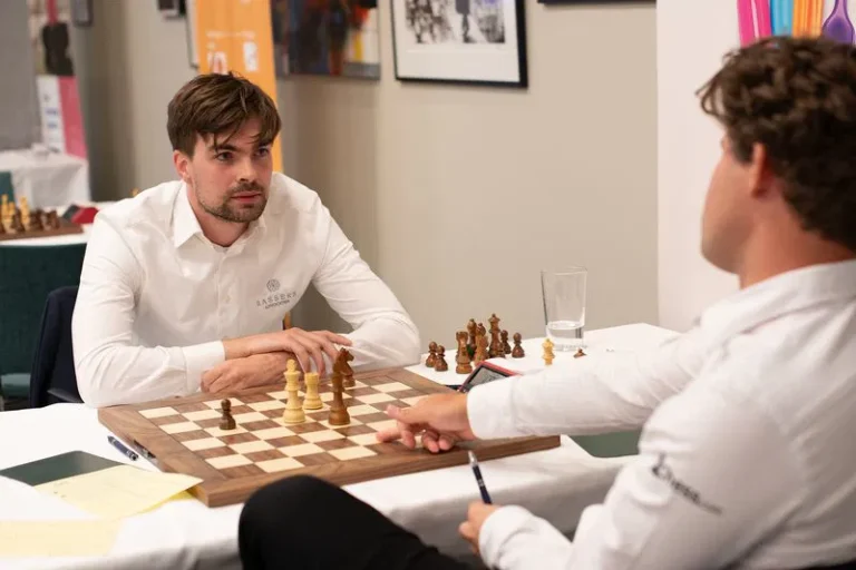 Is the King Rusty? Carlsen Loses to Van Foreest at TePe Sigeman 2026